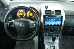 Седан Toyota Corolla 2011 года, 1119000 рублей, Омск