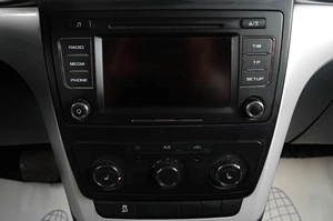 Внедорожник Skoda Yeti 2013 года, 729000 рублей, Тюмень