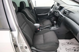 Хетчбэк Toyota Corolla 2006 года, 799000 рублей, Красноярск