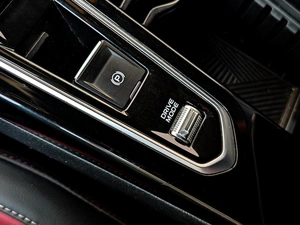 Внедорожник Geely Coolray 2023 года, 1982000 рублей, Краснодар