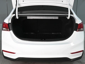 Седан Hyundai Solaris 2019 года, 1319000 рублей, Аксай