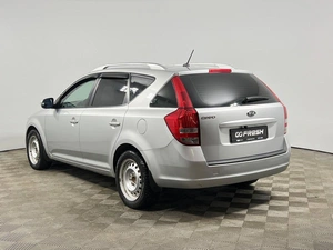 Универсал Kia Ceed 2012 года, 729900 рублей, Казань