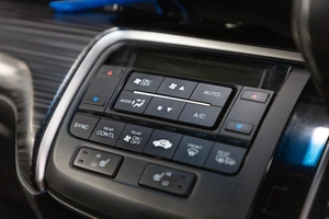 Минивэн Honda Stepwgn Spada 2015 года, 1659000 рублей, Новосибирск