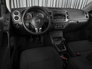 Внедорожник Volkswagen Tiguan 2015 года, 1452000 рублей, Ставрополь