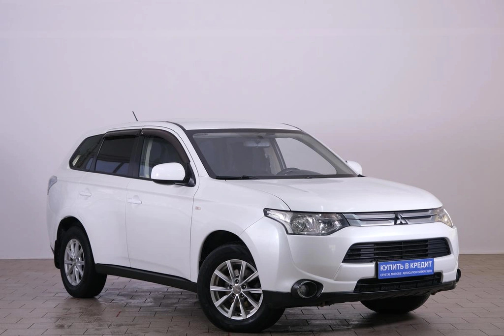 Внедорожник Mitsubishi Outlander 2014 года, 1499000 рублей, Омск