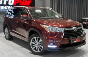 Внедорожник Toyota Highlander 2014 года, 2900000 рублей, Красноярск