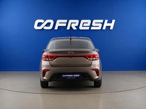 Седан Kia Rio 2018 года, 1437077 рублей, Москва