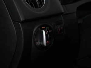 Внедорожник Volkswagen Tiguan 2015 года, 1449077 рублей, Москва