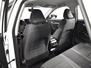 Седан Geely Emgrand 2023 года, 1640900 рублей, Казань