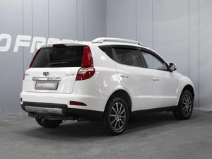 Внедорожник Geely Emgrand X7 2016 года, 790000 рублей, Омск
