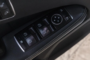 Седан Mercedes-benz E-класс 2010 года, 1719000 рублей, Новокузнецк