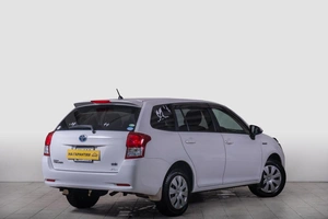 Универсал Toyota Corolla Fielder 2014 года, 1219000 рублей, Томск