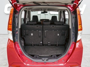 Минивэн Toyota Roomy 2017 года, 1200000 рублей, Краснодар