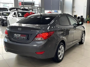 Седан Hyundai Solaris 2013 года, 897000 рублей, Солонцы