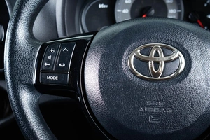 Хетчбэк Toyota Vitz 2017 года, 999000 рублей, Пермь