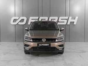 Внедорожник Volkswagen Tiguan 2018 года, 2500000 рублей, Аксай