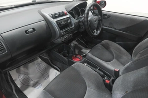 Хетчбэк Honda Fit 2003 года, 389000 рублей, Новокузнецк