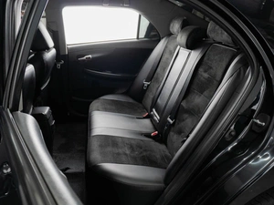 Седан Toyota Corolla 2010 года, 850000 рублей, Тюмень