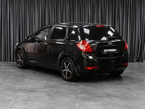 Хетчбэк Kia Ceed 2010 года, 699000 рублей, Тюмень