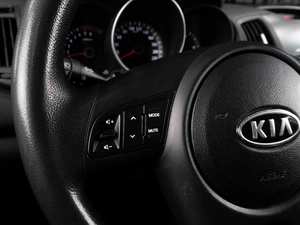 Седан Kia Cerato 2010 года, 719000 рублей, Тюмень