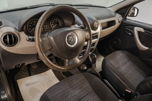 Седан Renault Logan 2010 года, 559000 рублей, Челябинск