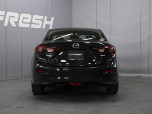 Седан Mazda Axela 2017 года, 1530000 рублей, Омск