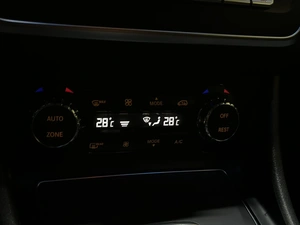 Седан Mercedes-benz CLA-класс 2017 года, 1847000 рублей, Красноярск