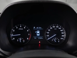 Седан Hyundai Solaris 2017 года, 1390000 рублей, Тюмень