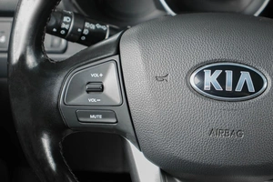 Седан Kia Rio 2014 года, 1049000 рублей, Тюмень