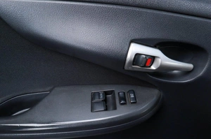 Седан Toyota Corolla 2012 года, 1159000 рублей, Челябинск