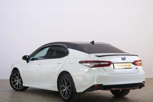 Седан Toyota Camry 2021 года, 2759000 рублей, Омск