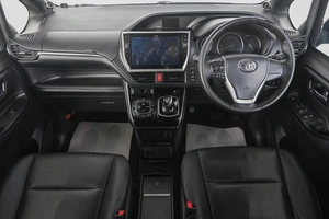 Минивэн Toyota Esquire 2015 года, 1969000 рублей, Кемерово