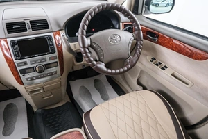 Минивэн Toyota Ipsum 2003 года, 899000 рублей, Красноярск