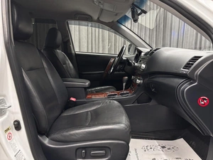 Внедорожник Toyota Highlander 2012 года, 2250000 рублей, Красноярск