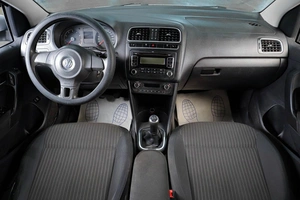 Седан Volkswagen Polo 2012 года, 689000 рублей, Тюмень