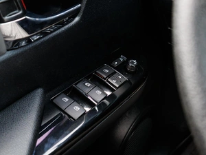 Пикап Toyota Hilux 2016 года, 3880000 рублей, Большой Сочи