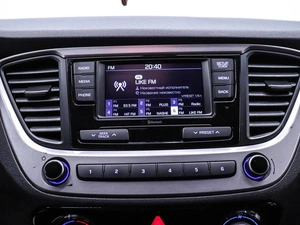 Седан Hyundai Solaris 2018 года, 1200000 рублей, Красноярск