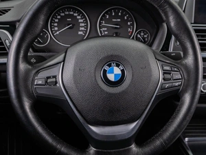 Седан BMW 3 серия 2017 года, 2349000 рублей, Тюмень