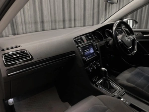 Хетчбэк Volkswagen Golf 2013 года, 1250000 рублей, Красноярск