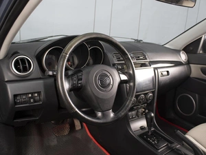 Хетчбэк Mazda 3 2008 года, 840000 рублей, Омск