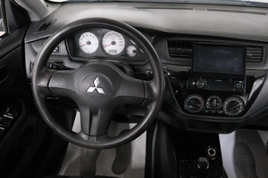 Седан Mitsubishi Lancer 2007 года, 669000 рублей, Омск