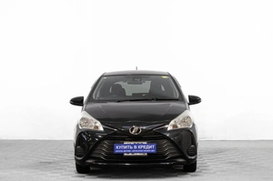 Хетчбэк Toyota Vitz 2018 года, 999000 рублей, Барнаул