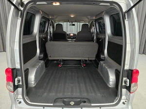 Минивэн Nissan NV200 2018 года, 1660000 рублей, Красноярск