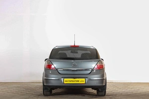 Хетчбэк Opel Astra 2007 года, 509000 рублей, Тюмень