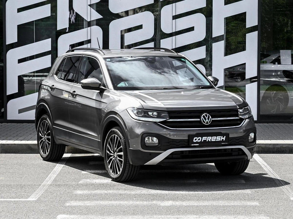 Внедорожник Volkswagen T-Cross 2020 года, 1519000 рублей, Волгоград