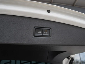 Внедорожник Volkswagen Tiguan 2018 года, 2799000 рублей, Краснодар