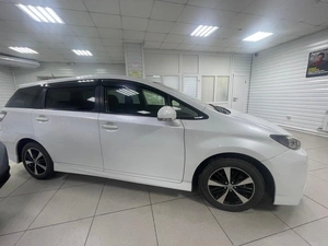Минивэн Toyota Wish 2014 года, 1665000 рублей, Ачинск