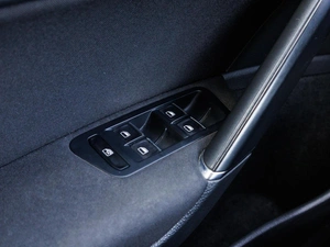 Хетчбэк Volkswagen Golf 2013 года, 1399000 рублей, Большой Сочи