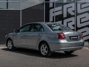 Седан Toyota Avensis 2007 года, 770000 рублей, Краснодар