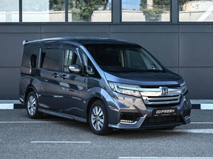 Минивэн Honda Stepwgn Spada 2019 года, 2199000 рублей, Кирилловка